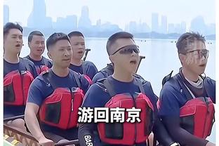 布克KD比尔同场时累计正负值-51 本次季后赛任意三人组中最差